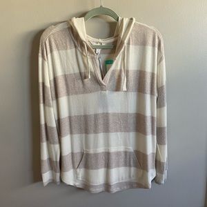 Super soft market & spruce hoodie.